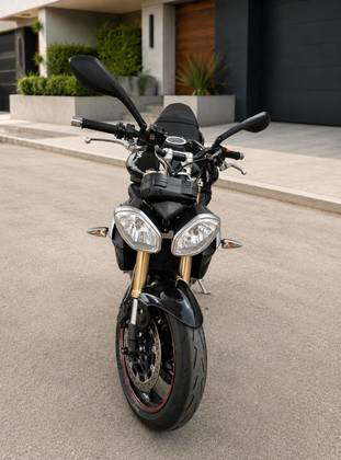 TRIUMPH STREET TRIPLE 675 ABS TRIUMPH STREET TRIPLE 675 ABS